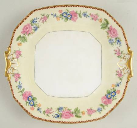 TRV147 Square Handled Cake Plate