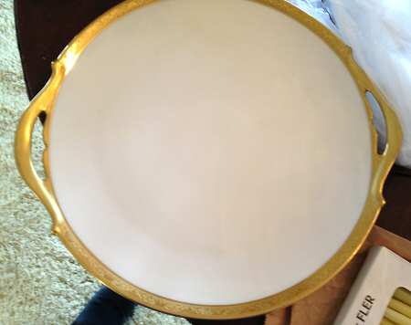 TRV15 Handled Cake Plate