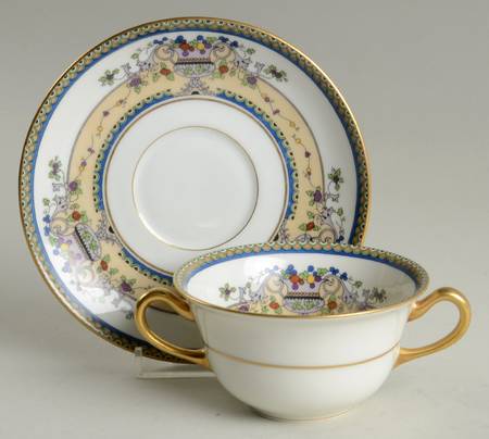 TRV20 Footed Bouillon Cup & Saucer