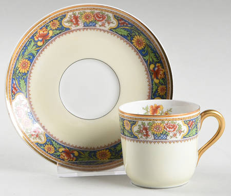 TRV76 Flat Demitasse Cup & Saucer Set