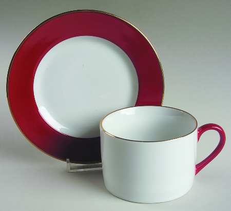 Halo Red Flat Cup & Saucer Set