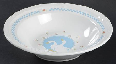 Moonlight 9" Round Vegetable Bowl