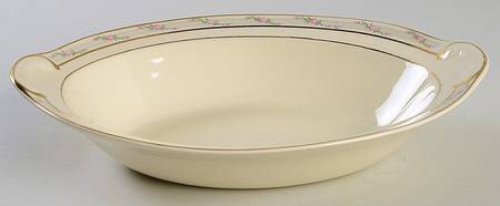 1799 9" Oval Vegetable Bowl