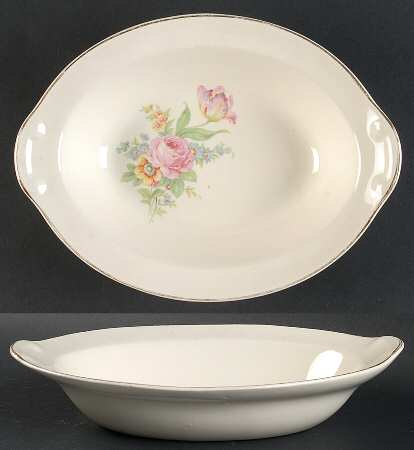 1823 9" Oval Vegetable Bowl