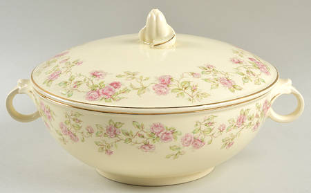 1863 Round Covered Vegetable