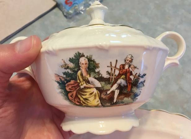 2096 Sugar Bowl & Lid