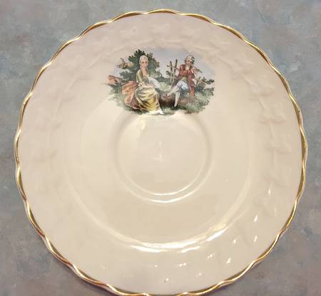 2096 Saucer