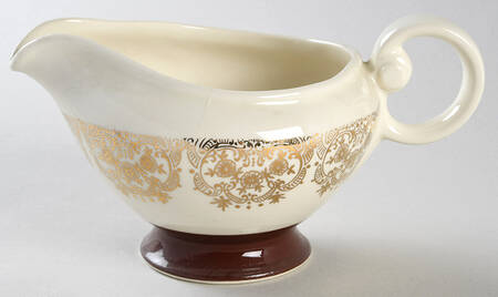 2176 Maroon Creamer