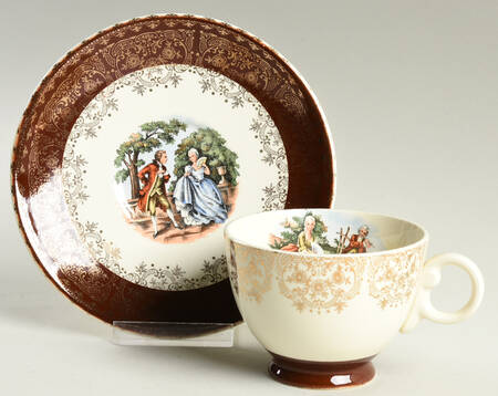 2176 Maroon Footed Cup & Saucer Set