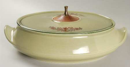 Bonnie Green Oval Covered Vegetable