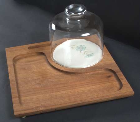 Boutonniere Cheese Dish with Wood Base and Glass Dome