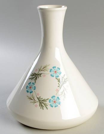 Bridal Wreath Open Carafe