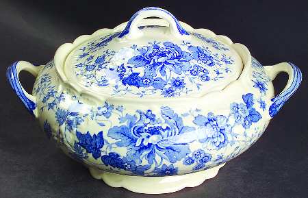 Center Bouquet Blue (Fairway Shape) Round Covered Vegetable