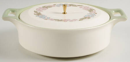 Concord Round Covered Vegetable