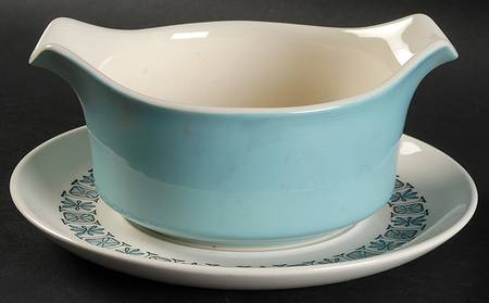 Corinthian Gravy Boat & Underplate