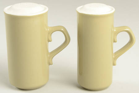 Daisy Wreath Green Salt & Pepper Set