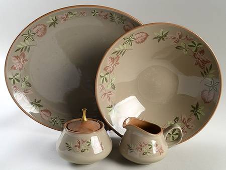 Dovan 5 Piece Hostess Set
