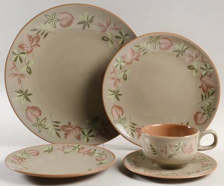 Dovan 5 Piece Place Setting