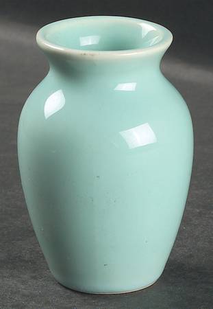 Luray Pastels Surf Green Urn Bud Vase