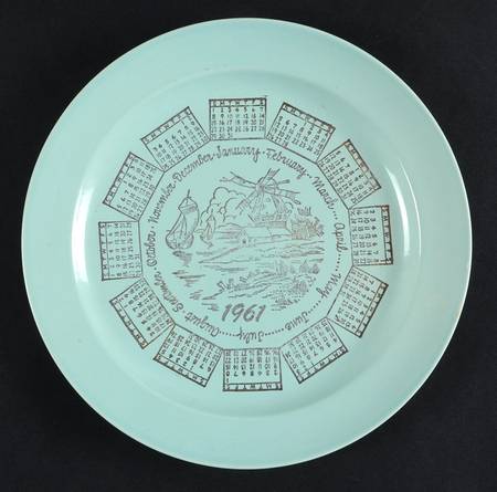 Luray Pastels Surf Green "1961" Calendar Plate