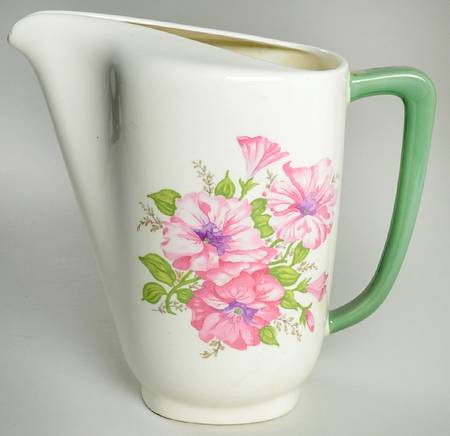 Petunia 80 Oz Pitcher