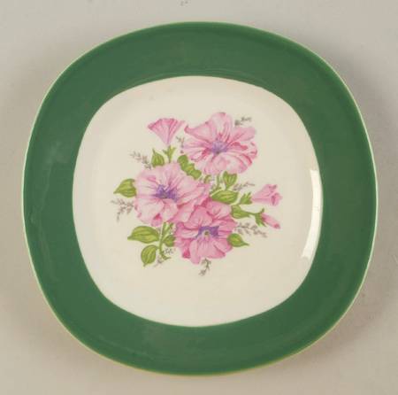 Petunia Bread & Butter Plate