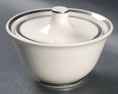 Silver Oak (Ts & T) Sugar Bowl & Lid