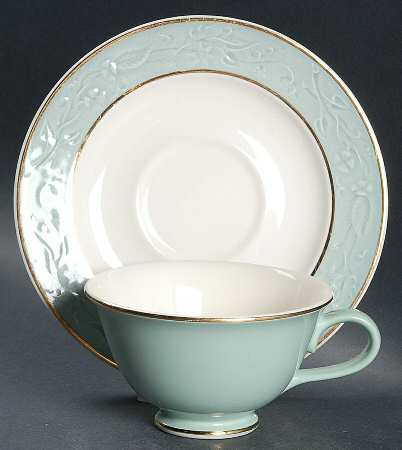 TST101 Footed Cup & Saucer Set