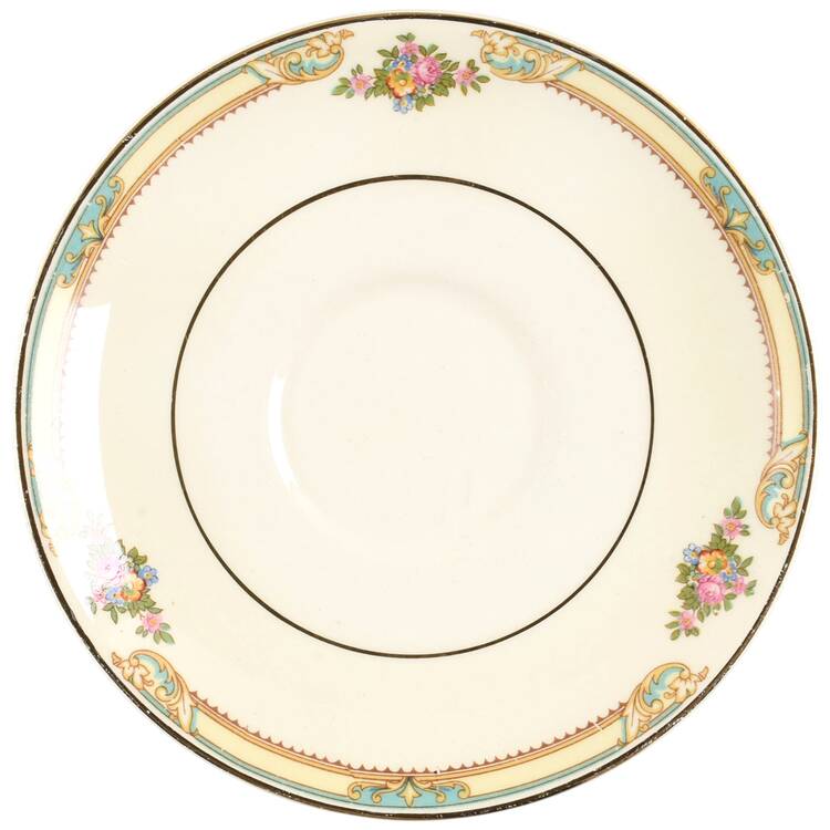 TST11 Saucer