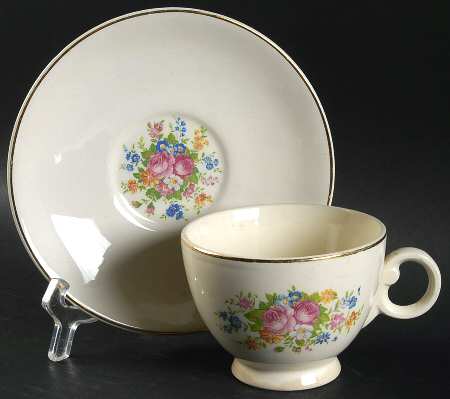 1821 Footed Cup & Saucer Set