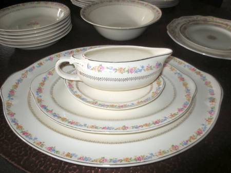 1932 Gravy Boat & Underplate/Relish