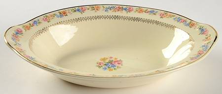 1932 9" Oval Vegetable Bowl