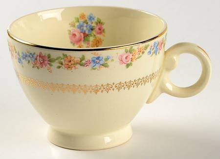 1932 Footed Cup