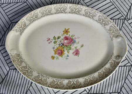 TST124 13" Oval Serving Platter