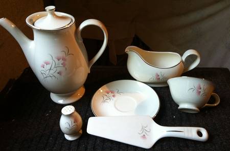 TST135 Coffee Pot & Lid