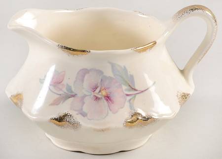 1712 Creamer