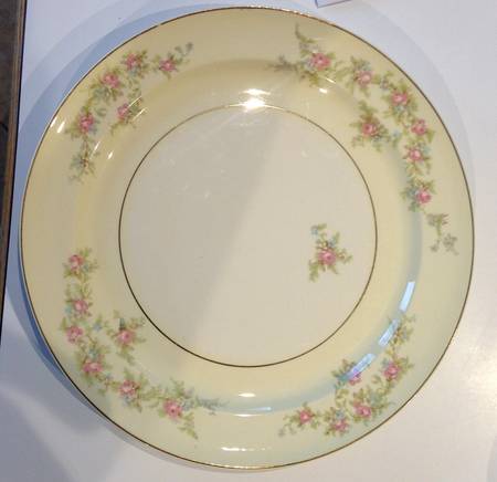 1743 Dinner Plate