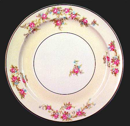 1743 Luncheon Plate