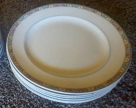 C3044 Luncheon Plate