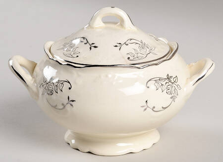 1115 Sugar Bowl & Lid