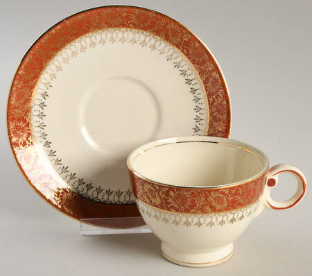 TST206 Footed Cup & Saucer Set