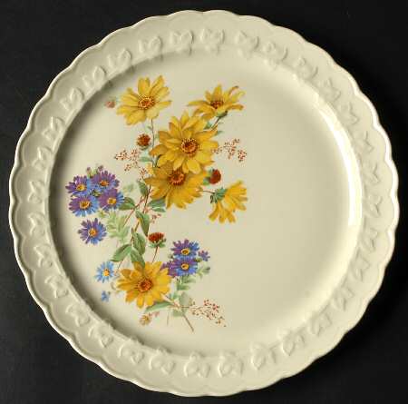 TST232 Luncheon Plate