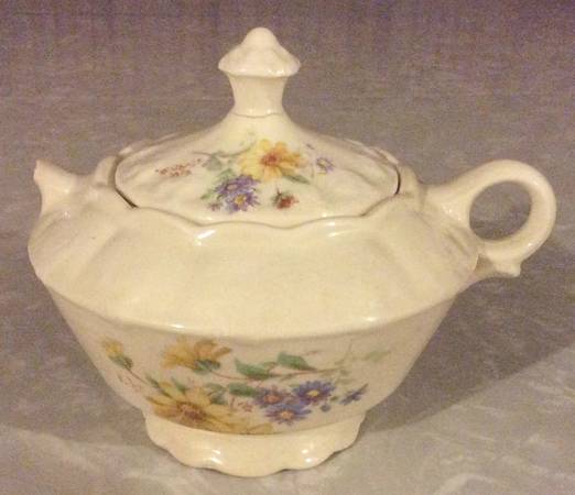TST232 Sugar Bowl & Lid