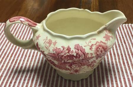 TST268 Creamer