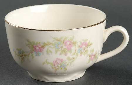 1697 (Scallop) Flat Cup