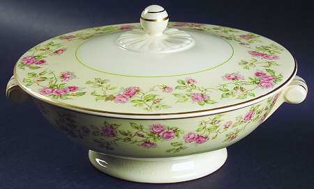 1862 Round Covered Vegetable