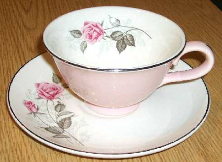 TST78 Footed Cup & Saucer Set