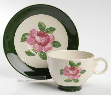 2066 Footed Cup & Saucer Set