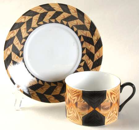 Legno Flat Cup & Saucer Set