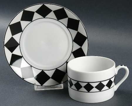 Rombi Flat Cup & Saucer Set